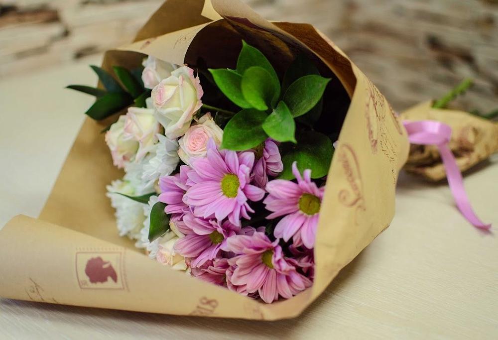 Букет цветов из: Розы и Хризантемы в Еленовское