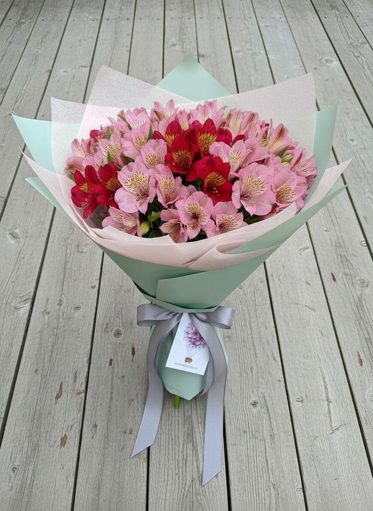 Букет цветов из: Альстромерии в Еленовское