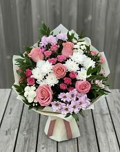 Букет цветов из:  Альстромерии, Гвоздики, Розы и Хризантемы в Еленовское